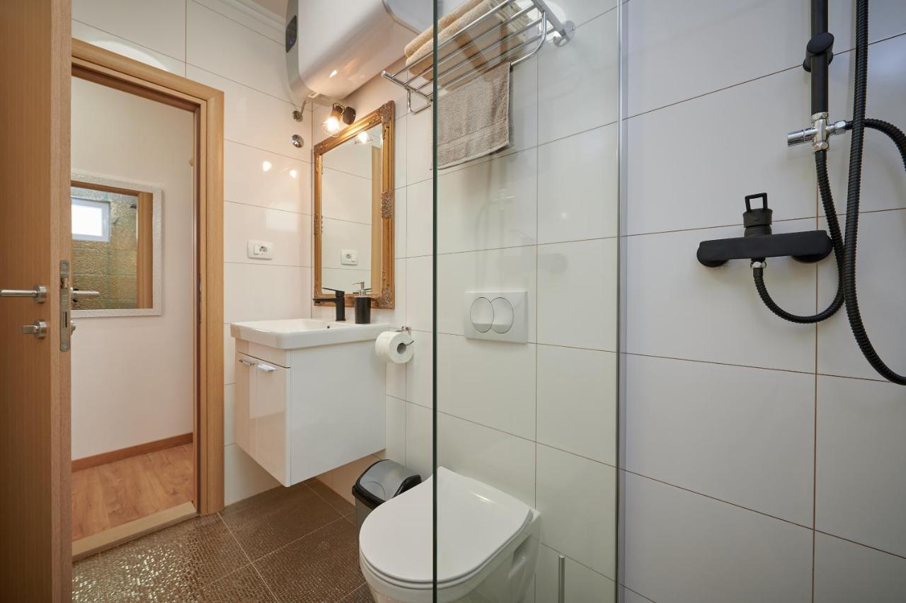 טרוגיר Rooms Antonio מראה חיצוני תמונה